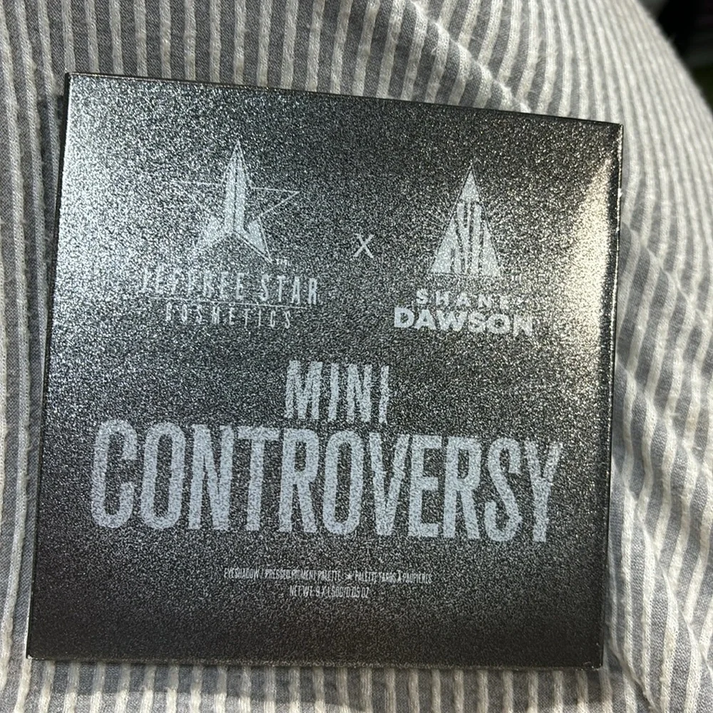 Jeffree Star cosmetics mini controversy by Shane Dawson eyeshadow collection New